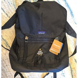 Patagonia Arbor Classic 25L Black Back Pack Bag Surfing Hiking NWT